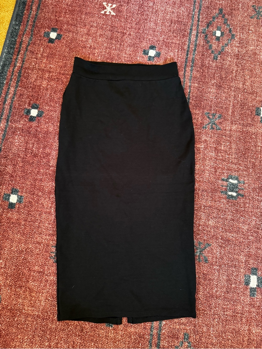 Women's Black Pencil Skirt - Sleek Stretch Fit